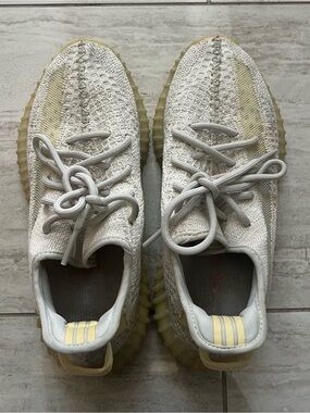 Adidas Yeezy Boost 350 V2